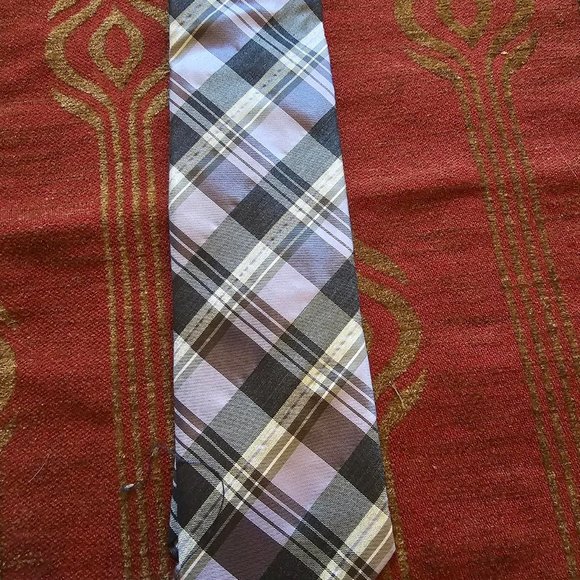 Tom Ford 100% Silk Tie Made in Italy - Brand New - Picture 2 of 5